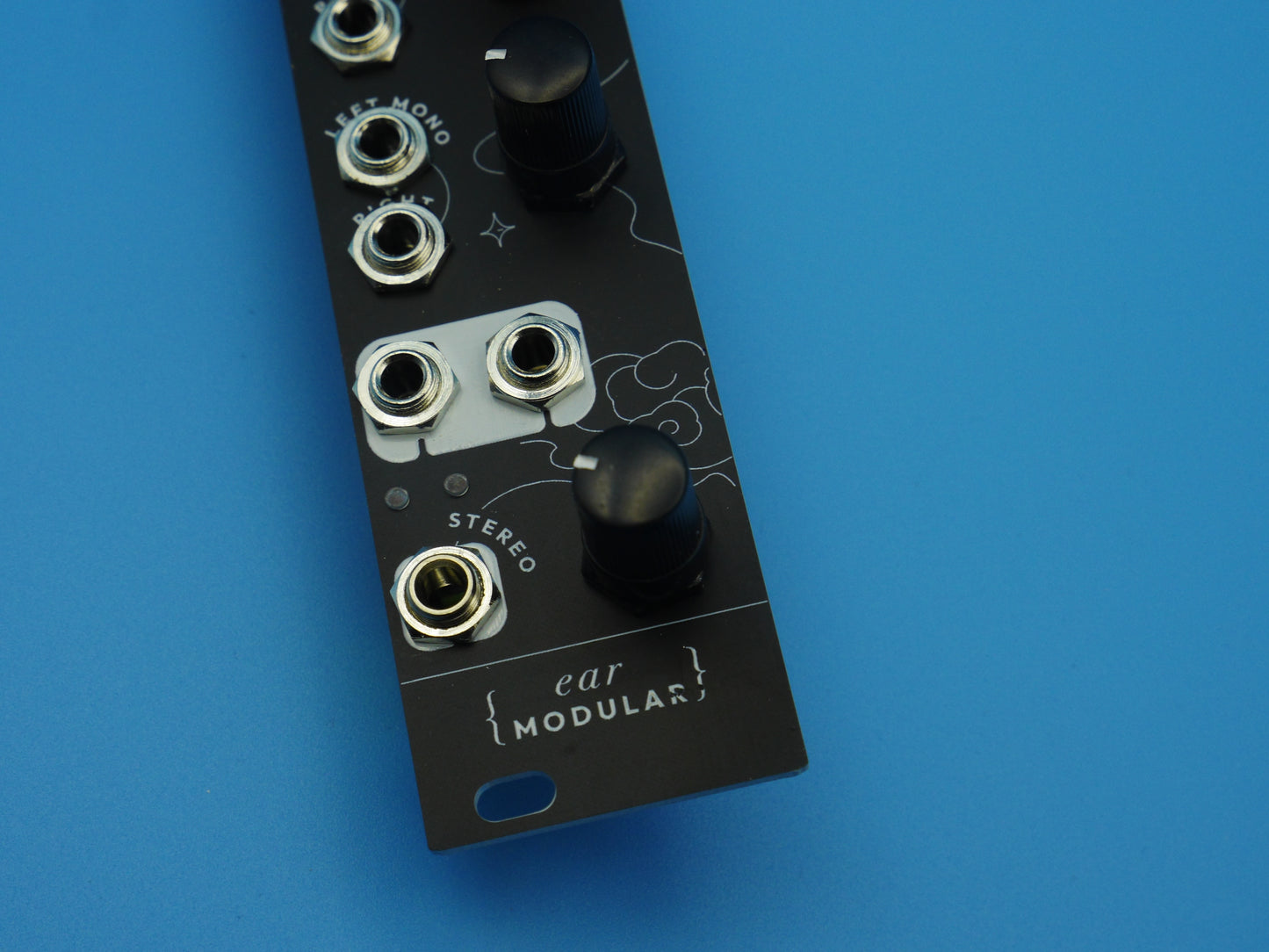MIXOUT 云合 - ear modular